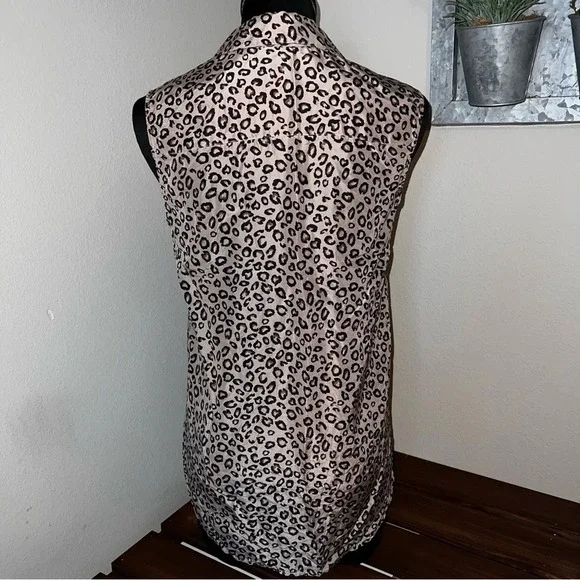 THEORY 100% Silk Blouse Brown/Black Leopard Print Shirt Collar Button Sleeveless - Picture 3 of 5